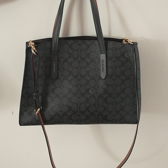 Authentic Coach bag cross body - Picture 8 of 9